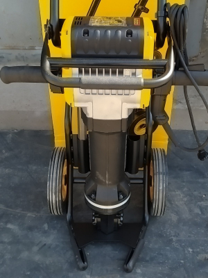 Аренда отбойного молотка DeWALT D25981K - 68Дж